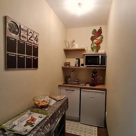 Apartment Escapade De Charme Pres De Verdun : Cocon Pour 2 Personnes Avec Cuisine Equipee Et Balades A Proximite - Fr-1-585-85 *